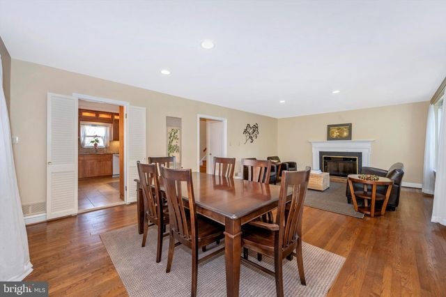 $1,000,000 | 5626 Massachusetts Avenue, Bethesda, MD 20816