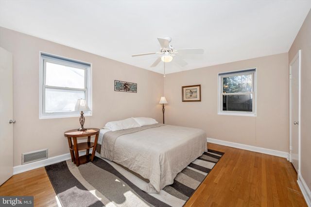 $1,000,000 | 5626 Massachusetts Avenue, Bethesda, MD 20816