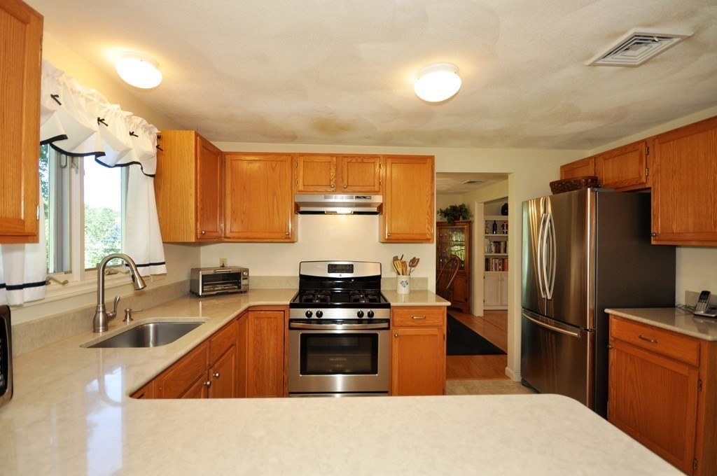 10 Dettling Road Maynard, MA 01754 - Photo 12 of 37 Gallery Image 12