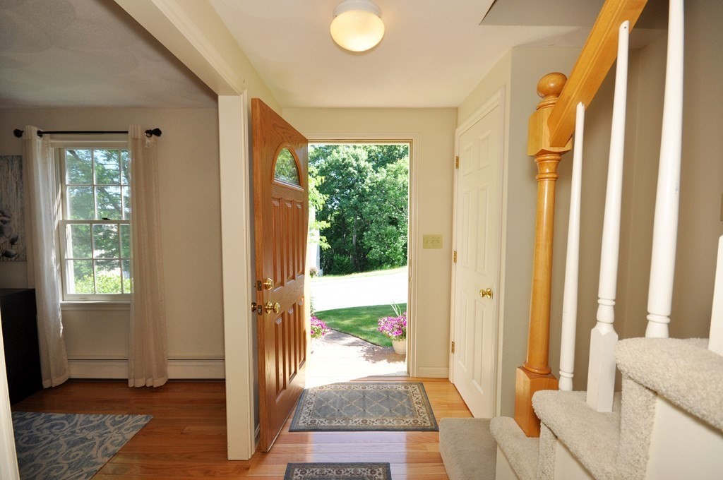 10 Dettling Road Maynard, MA 01754 - Photo 4 of 37 Gallery Image 4