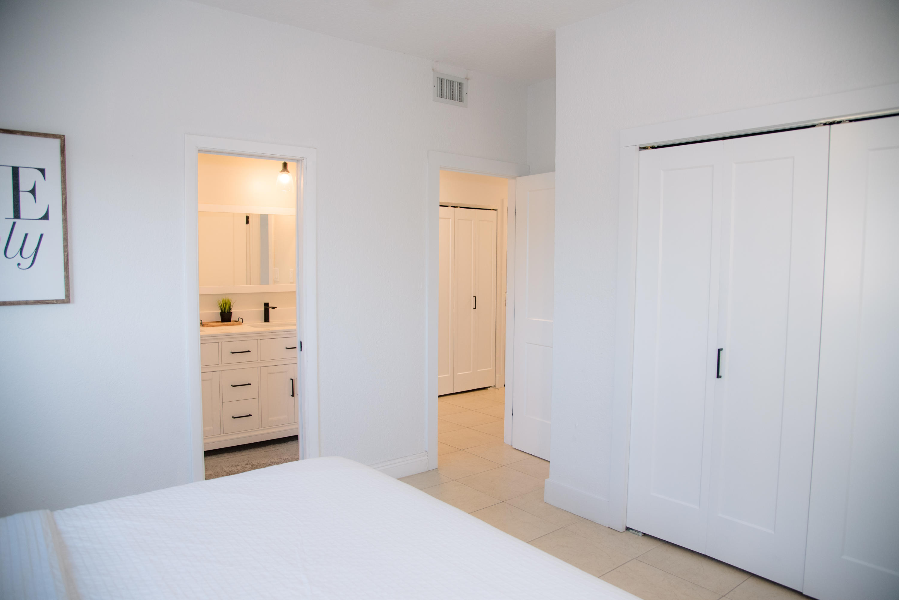 148 Bessie Road Tavernier, FL 33070 - Photo 21 of 42 Bedroom