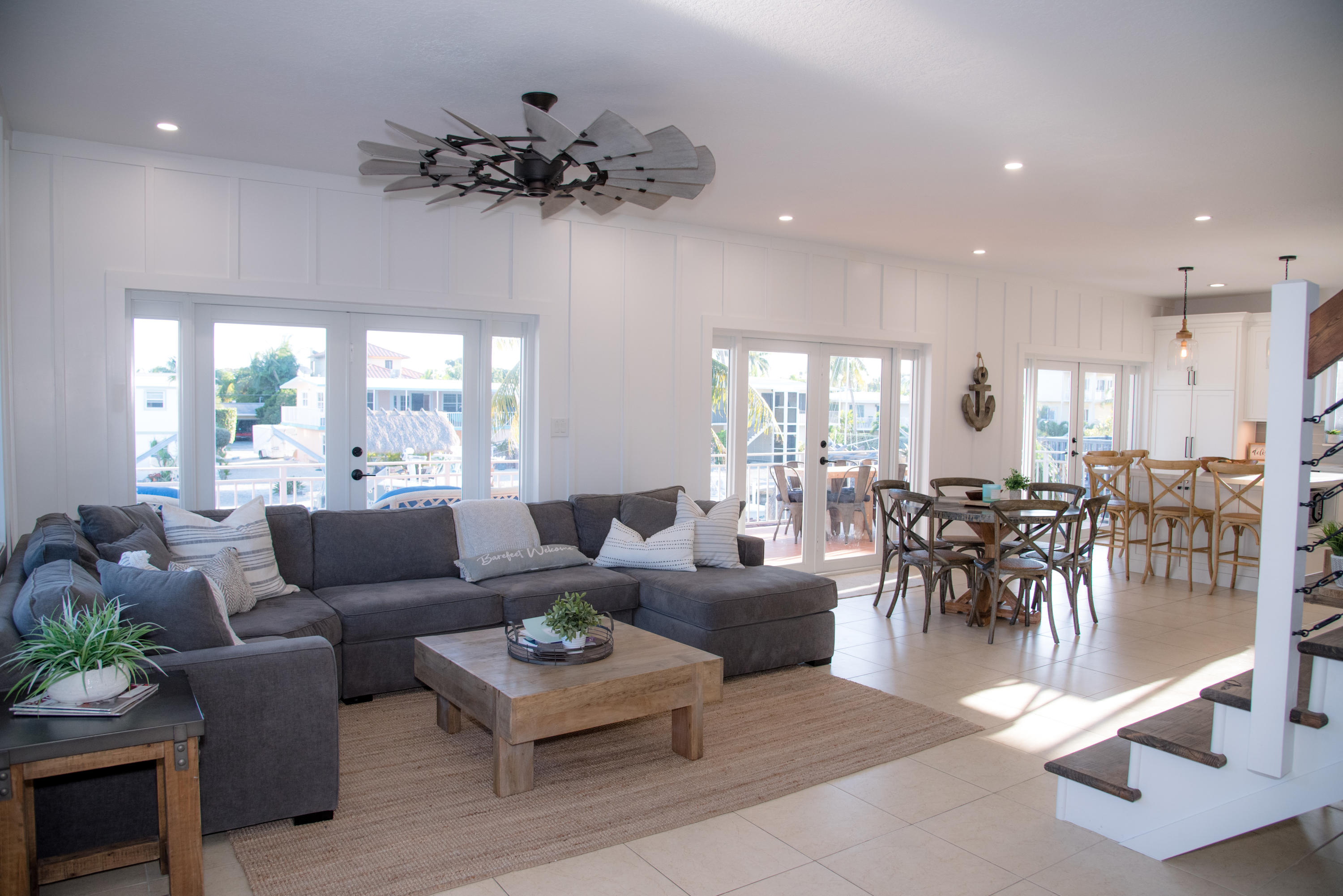 148 Bessie Road Tavernier, FL 33070 - Photo 10 of 42 Open Living Area