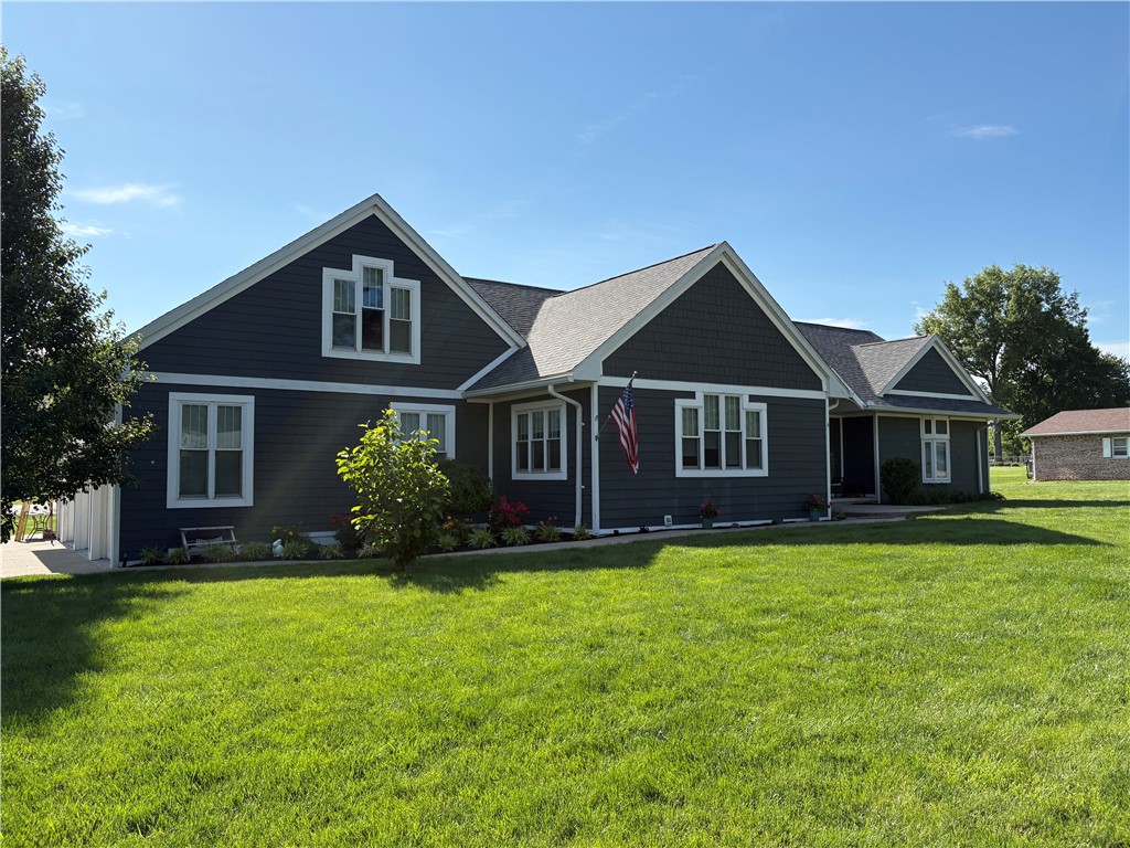 11 Country Club Road Paris, IL 61944 - Photo 4 of 19