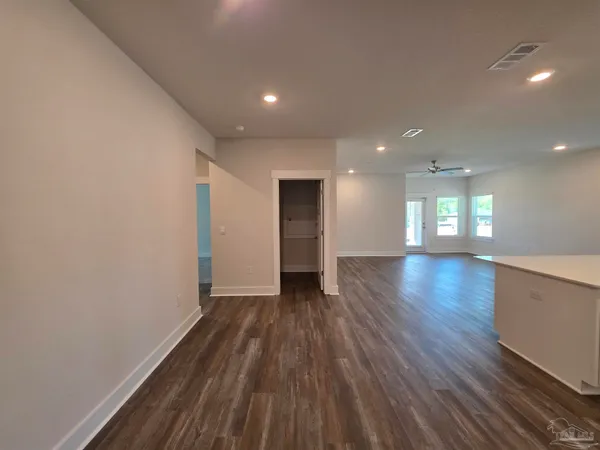 $2,300 | 5839 Sargassum Lane, Milton, FL 32583