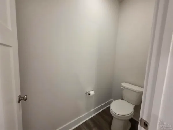 $2,300 | 5839 Sargassum Lane, Milton, FL 32583