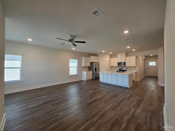 $2,300 | 5839 Sargassum Lane, Milton, FL 32583