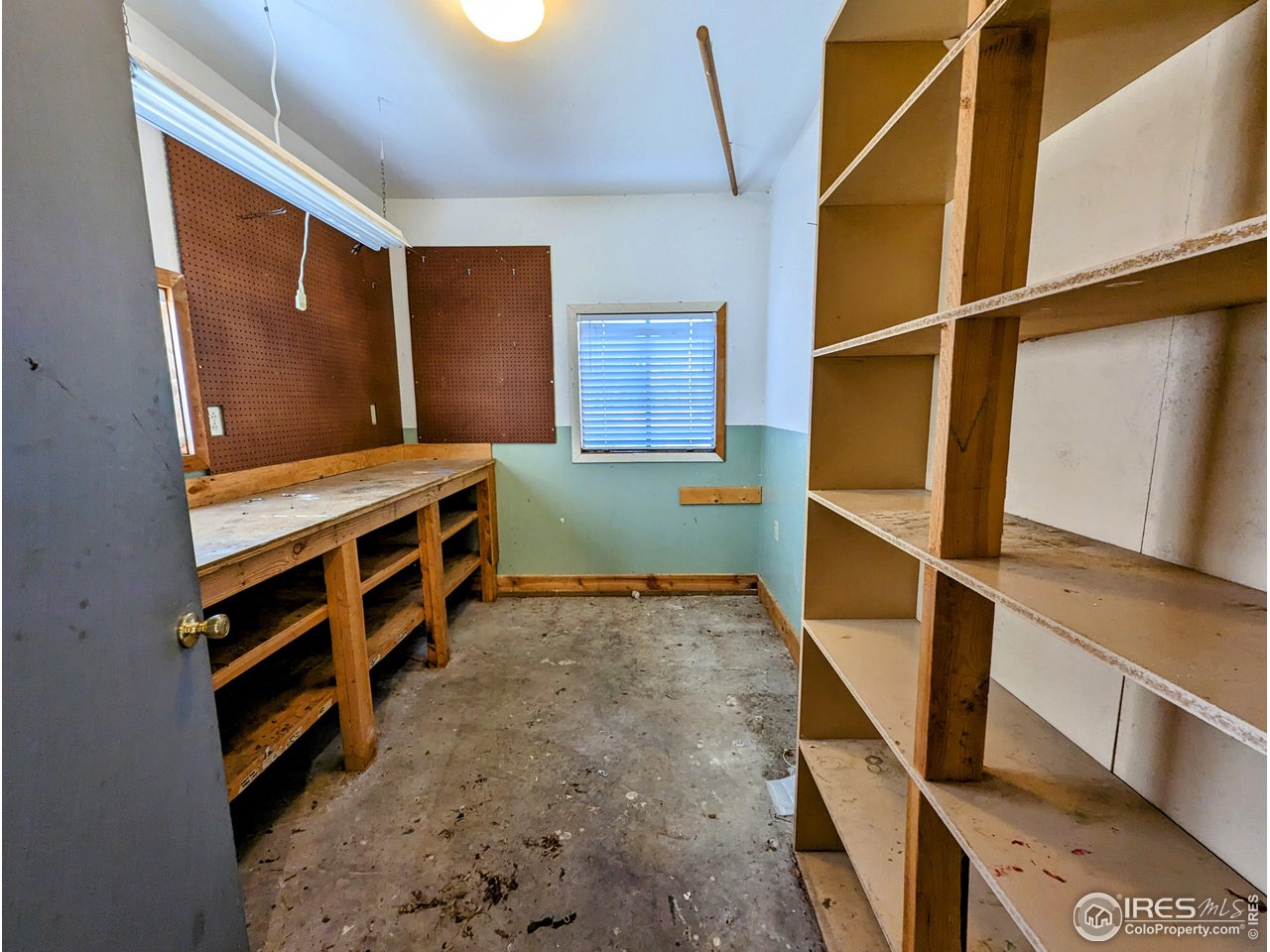 1951 Vista Drive Boulder, CO 80304 - Photo 32 of 35 a view of an empty room with furniture and window