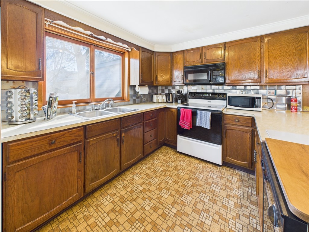 3 Maynard Street Seneca Falls, NY 13148 - Photo 13 of 35