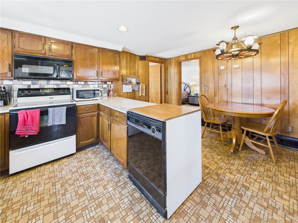 3 Maynard Street Seneca Falls, NY 13148 - Photo 14 of 35