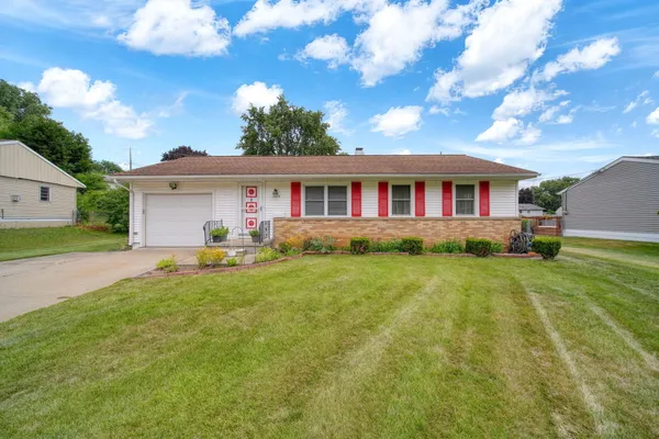 $260,000 | 5574 Dogwood Drive, Jackson, MI 49201