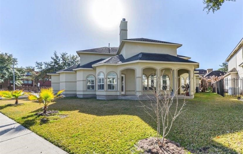 8002 Harbor Point Drive Houston, TX 77071 - Photo 25 of 25 a view of a house with swimming pool