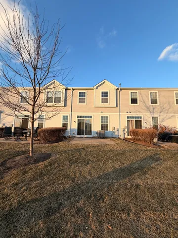 $2,150 | 4533 Garritano Street, Unit D, Yorkville, IL 60560