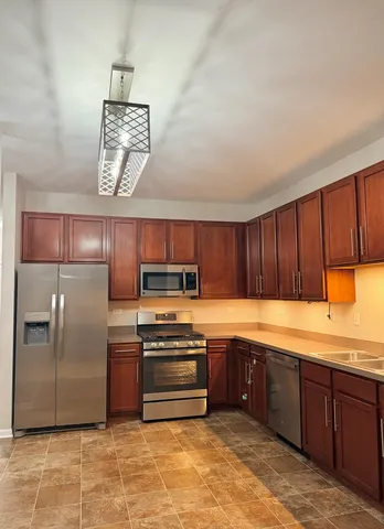 $2,150 | 4533 Garritano Street, Unit D, Yorkville, IL 60560