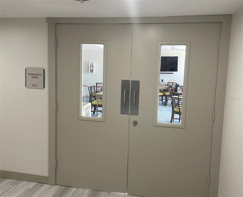 1 Key Capri, Unit 104W Treasure Island, FL 33706 - Photo 38 of 49