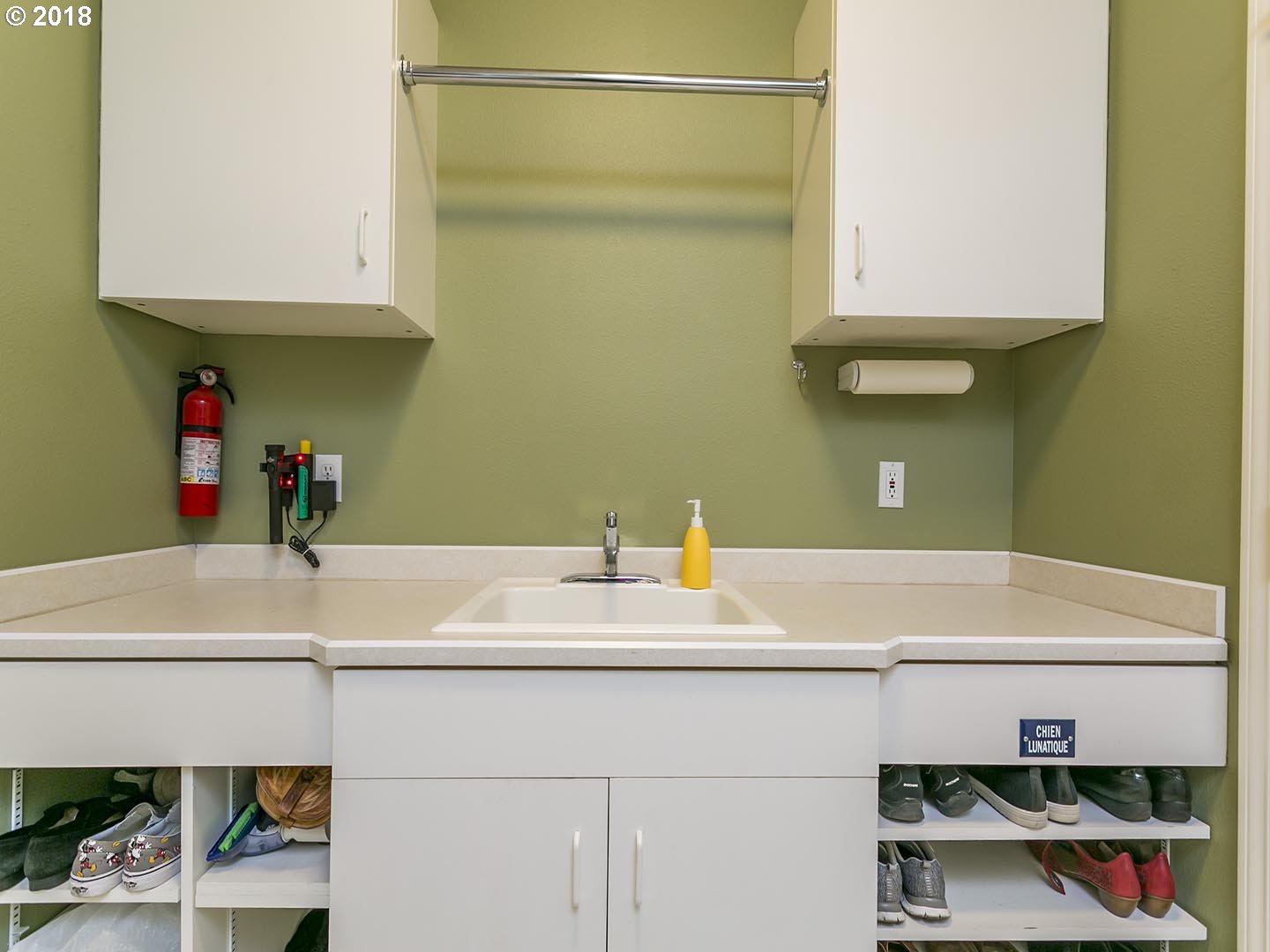 28568 Southwest Cascade Loop Wilsonville, OR 97070 - Photo 22 of 27 Utility Room