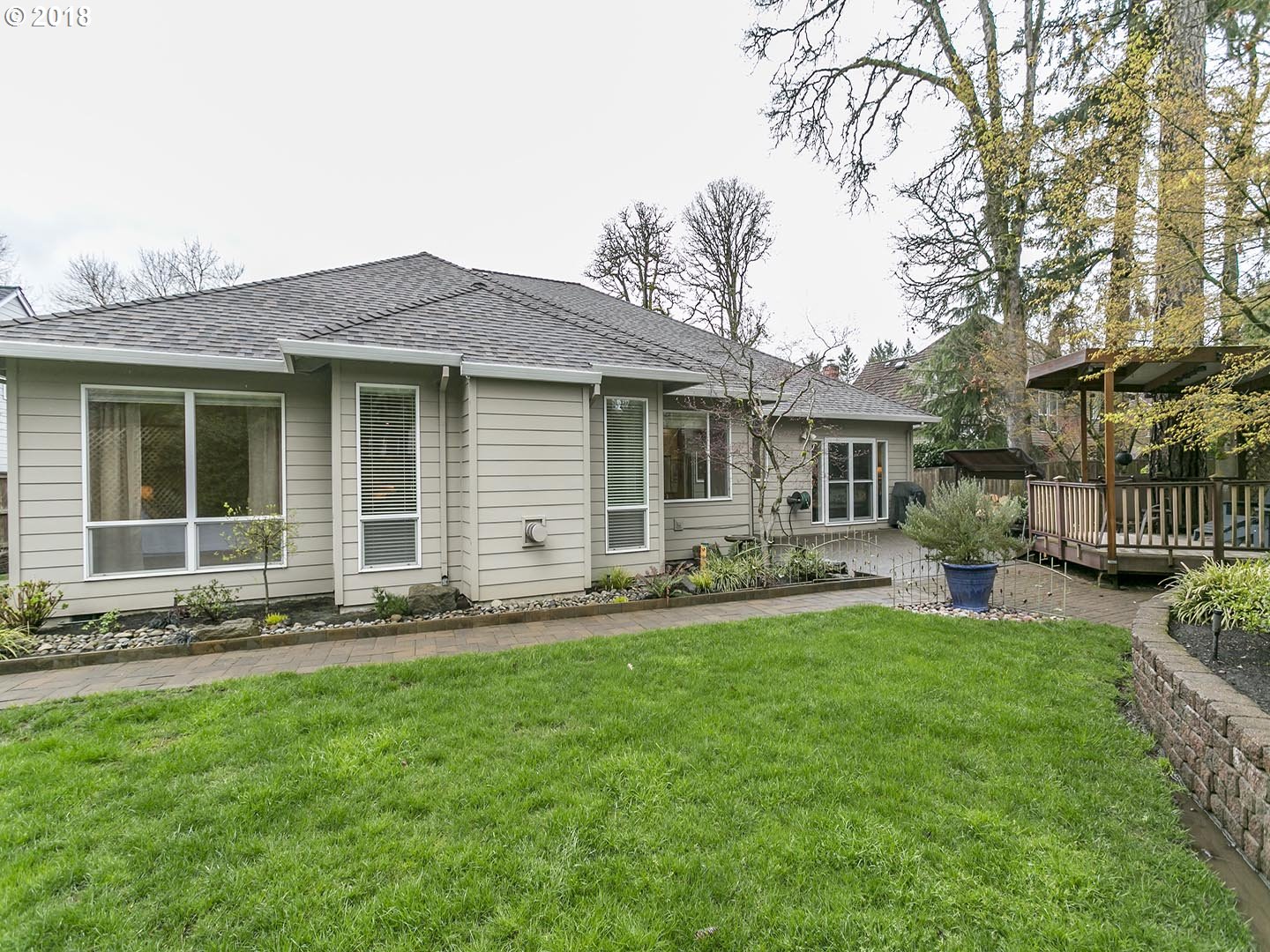 28568 Southwest Cascade Loop Wilsonville, OR 97070 - Photo 25 of 27 Yard