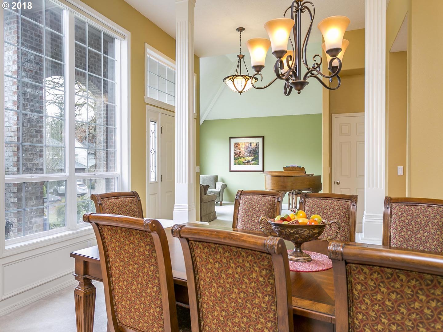 28568 Southwest Cascade Loop Wilsonville, OR 97070 - Photo 6 of 27 Gallery Image 6