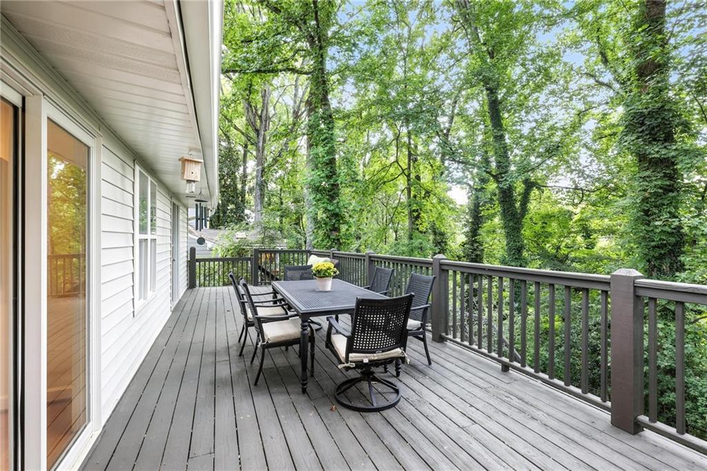 2569 Ridgewood Terrace Northwest Atlanta, GA 30318 - Photo 30 of 34