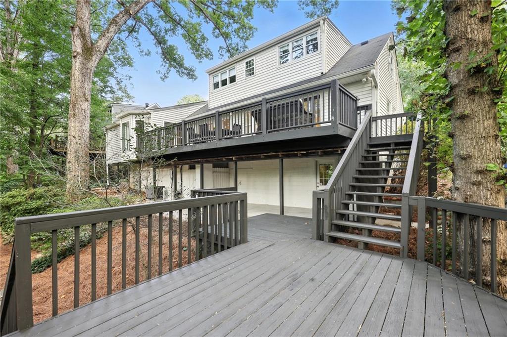 2569 Ridgewood Terrace Northwest Atlanta, GA 30318 - Photo 31 of 34