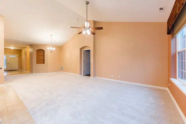 $397,000 | 870 Prescott Lane, Pingree Grove, IL 60140