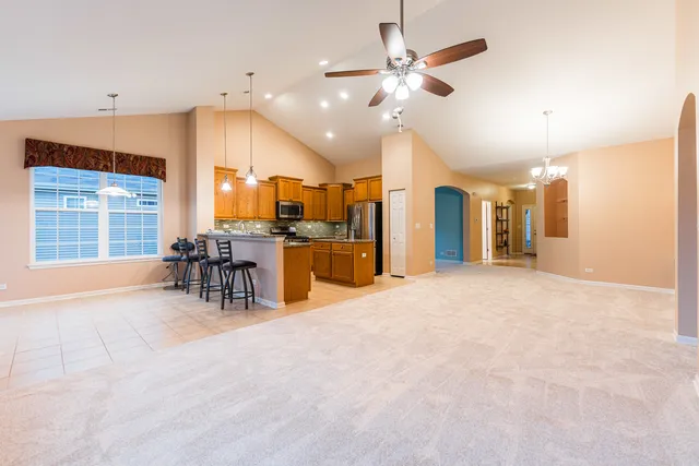 $397,000 | 870 Prescott Lane, Pingree Grove, IL 60140