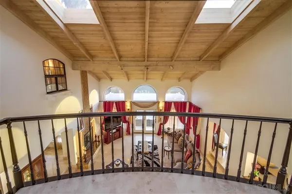 $1,350,000 | 6038 De La Rosa Lane, Oceanside, CA 92057