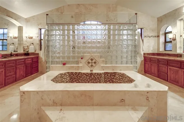 $1,350,000 | 6038 De La Rosa Lane, Oceanside, CA 92057