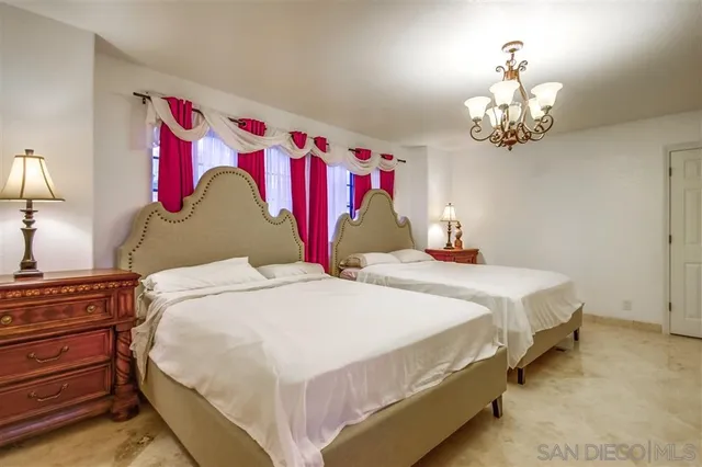 $1,350,000 | 6038 De La Rosa Lane, Oceanside, CA 92057