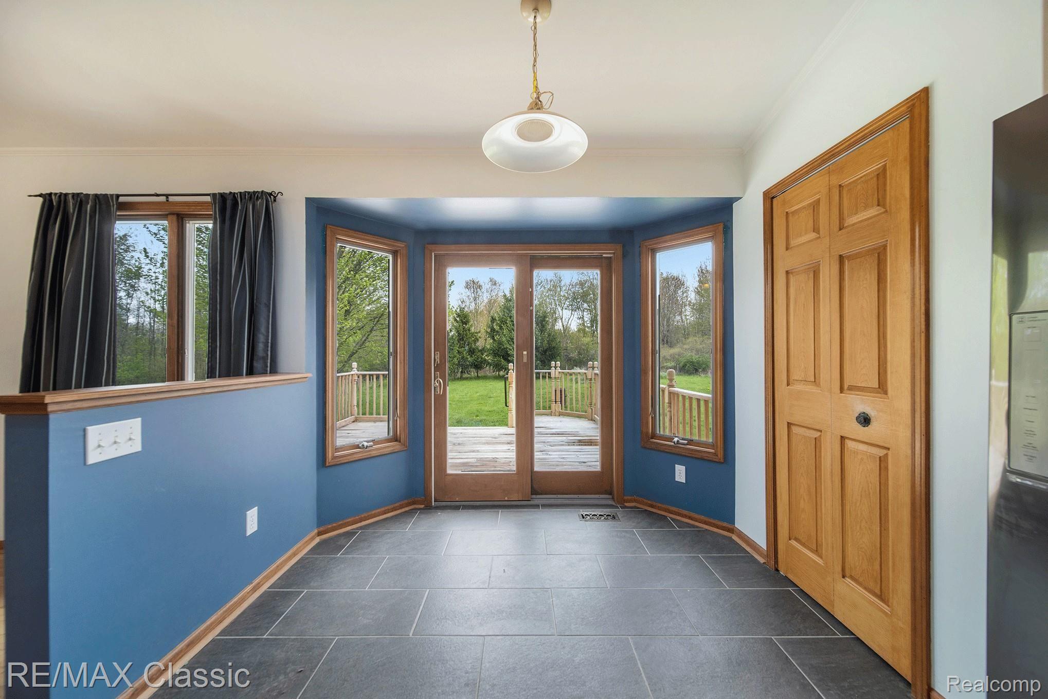 5406 Argentine Road Howell, MI 48855 - Photo 8 of 32 5406-Argentine_28.gif