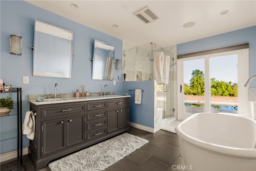 22370 Algunas Road Woodland Hills, CA 91364 - Photo 19 of 34