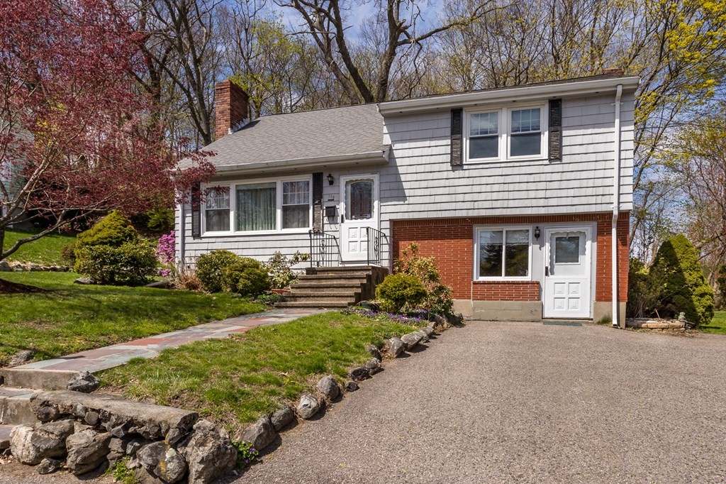 106 Shirley Road Waltham, MA 02452 - Photo 1 of 18 Gallery Image 1