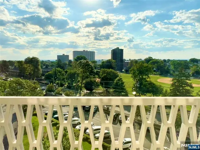 a view of a large window with an outdoor space