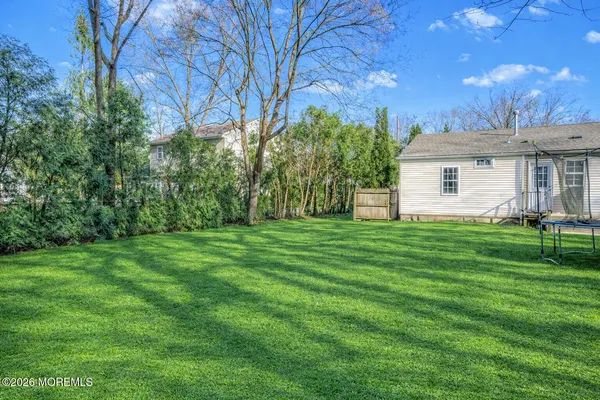 $2,600 | 28 Oak Lane, New Egypt, NJ 08533
