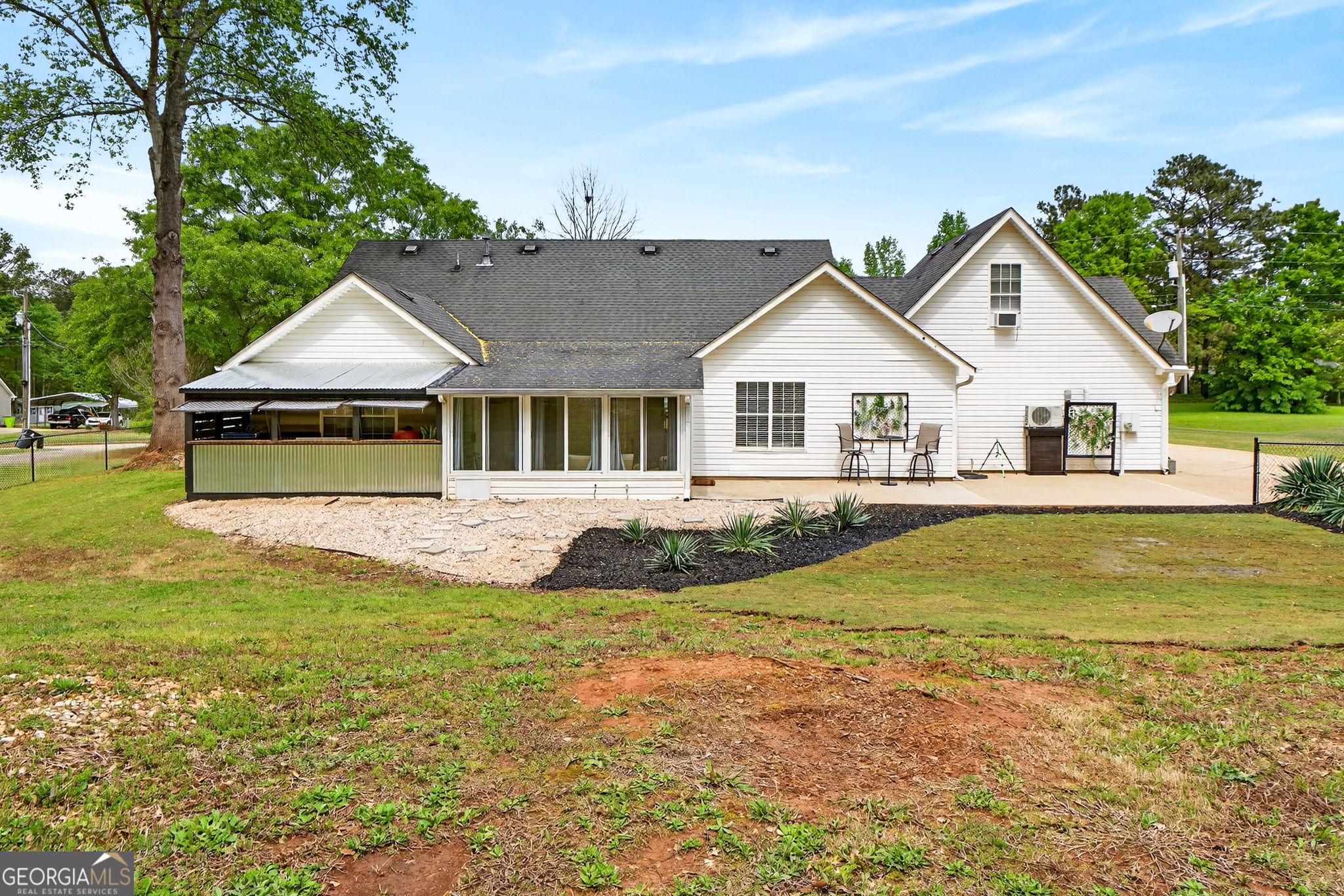 417 Stuarts Lane Locust Grove, GA 30248 - Photo 44 of 48 a house that has yard in front of it
