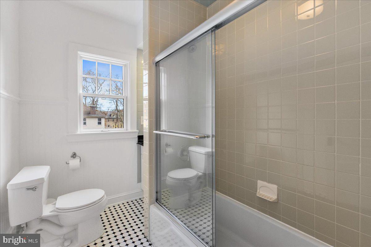 29 Jefferson Road Princeton, NJ 08540 - Photo 19 of 24 a bathroom with a toilet and a shower