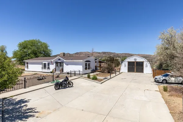 $325,000 | 413 Westcliff Drive, Spring Creek, NV 89815