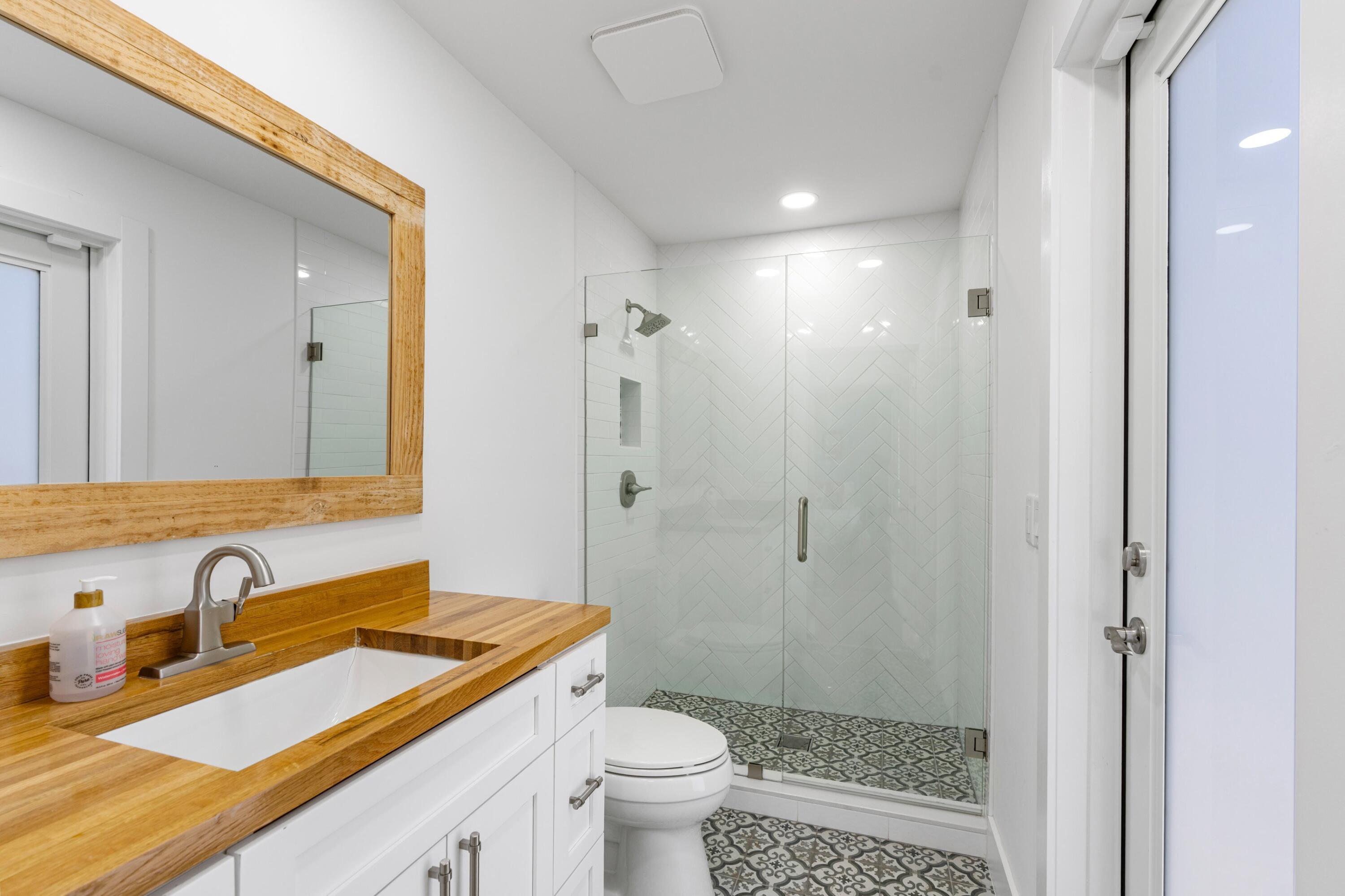 10702 Maple Chase Drive Boca Raton, FL 33498 - Photo 18 of 54 Bathroom #2