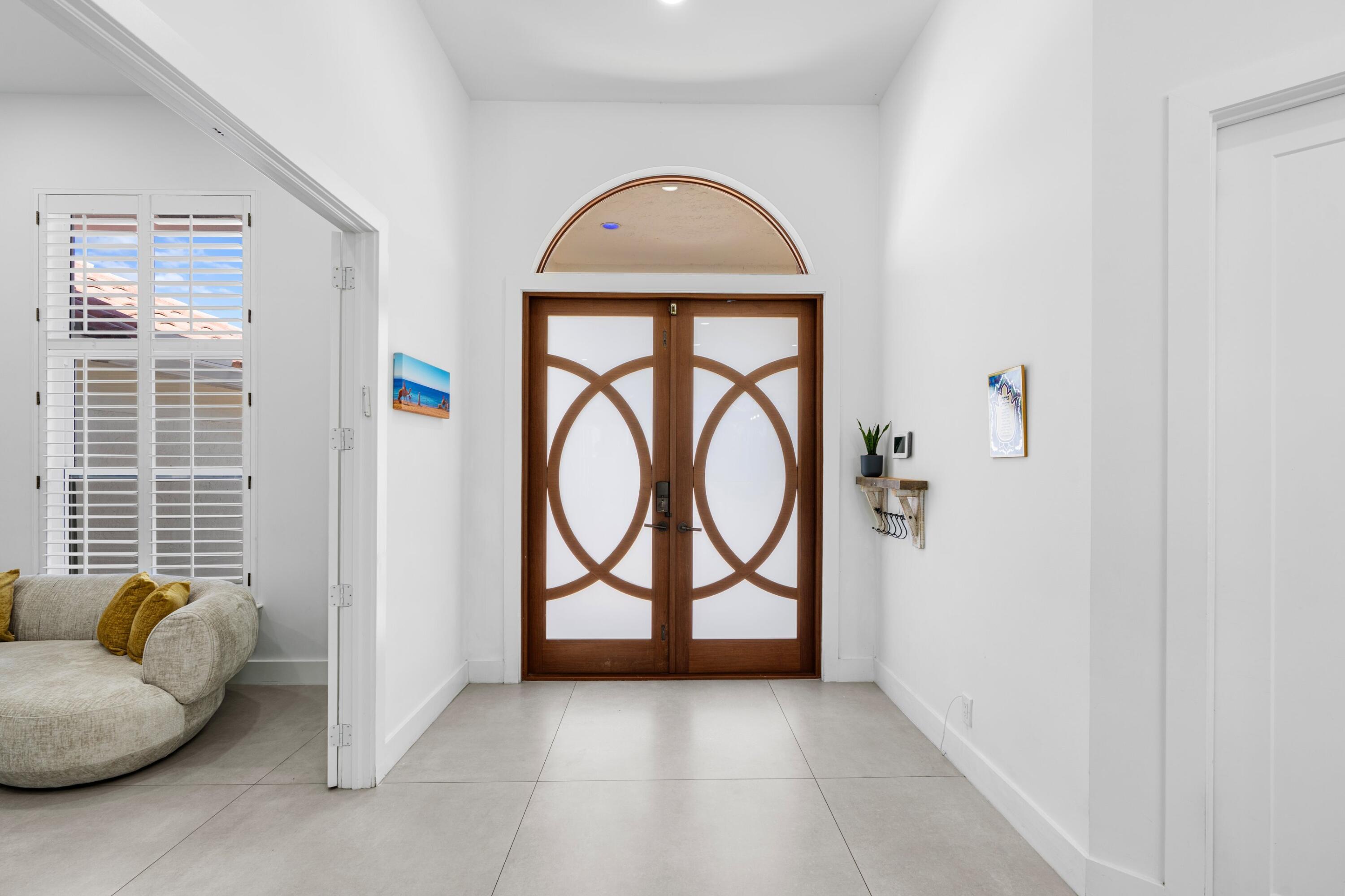 10702 Maple Chase Drive Boca Raton, FL 33498 - Photo 21 of 54 Foyer