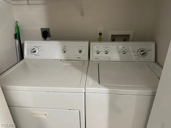 $1,950 | 15999 Mandolin Bay Drive, Unit 205, Fort Myers, FL 33908