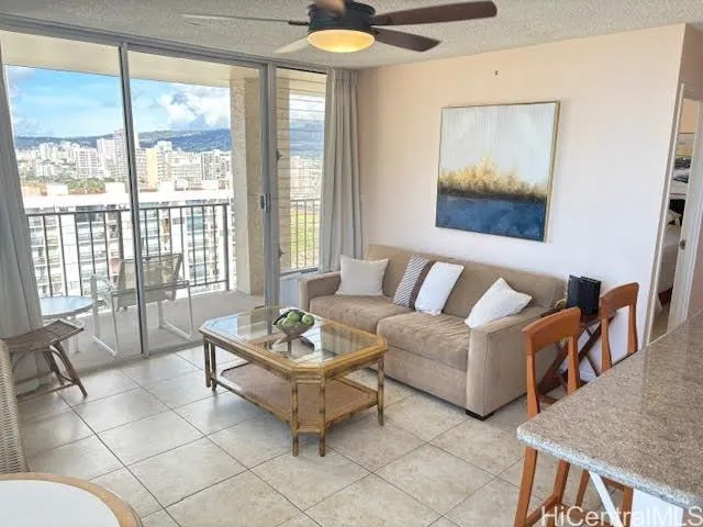 $2,700 | 2345 Ala Wai Boulevard, Unit 2702, Honolulu, HI 96815