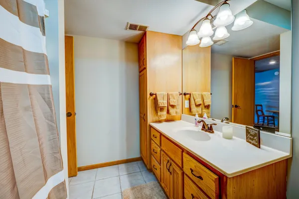 $469,900 | 607 Maple Ridge Court Northwest, Bemidji, MN 56601