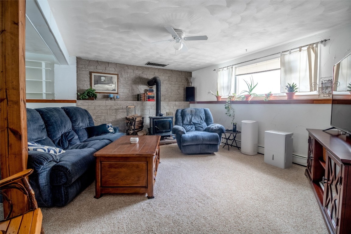 189 Noyes Road Vestal, NY 13850 - Photo 17 of 23 Gallery Image 17