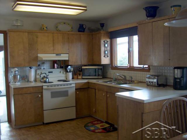 2316 South Orr Road Freeland, MI 48623 - Photo 6 of 18 20035379-5.JPG