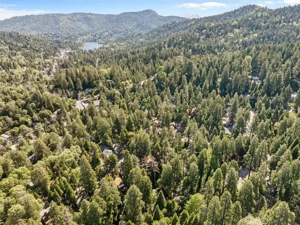 $297,500 | 697 Mormon Springs Road, Crestline, CA 92325