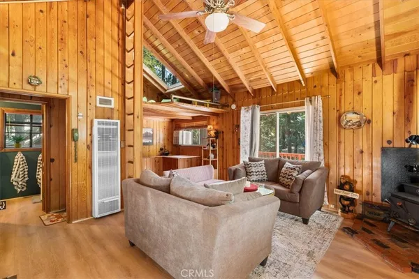 $297,500 | 697 Mormon Springs Road, Crestline, CA 92325