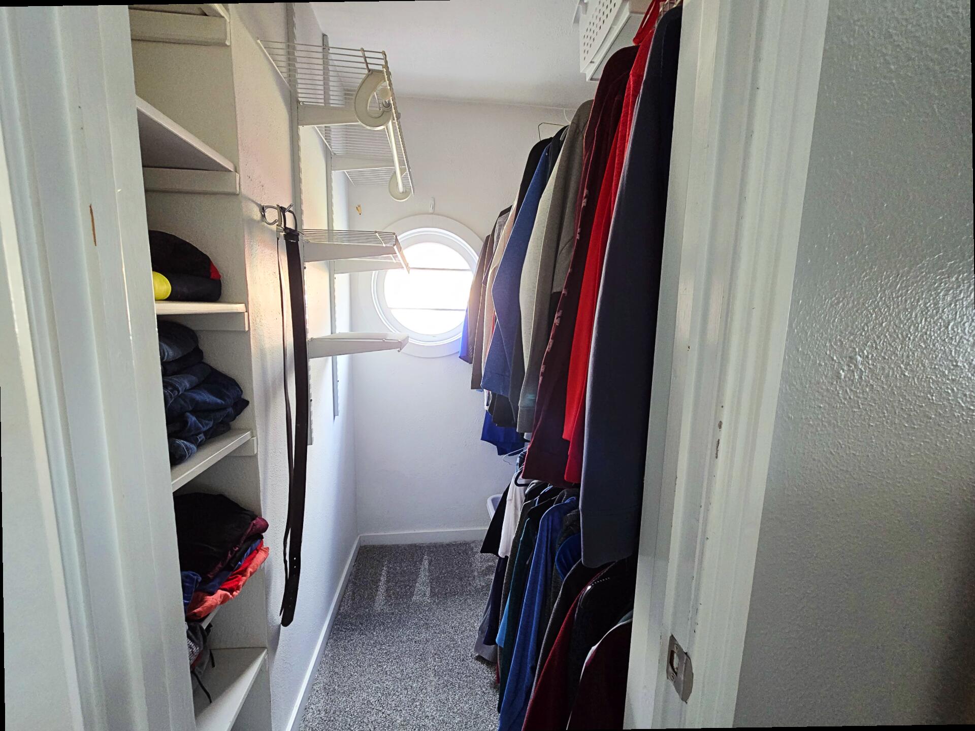 301 West Sugnet Road Midland, MI 48640 - Photo 16 of 28 Closet