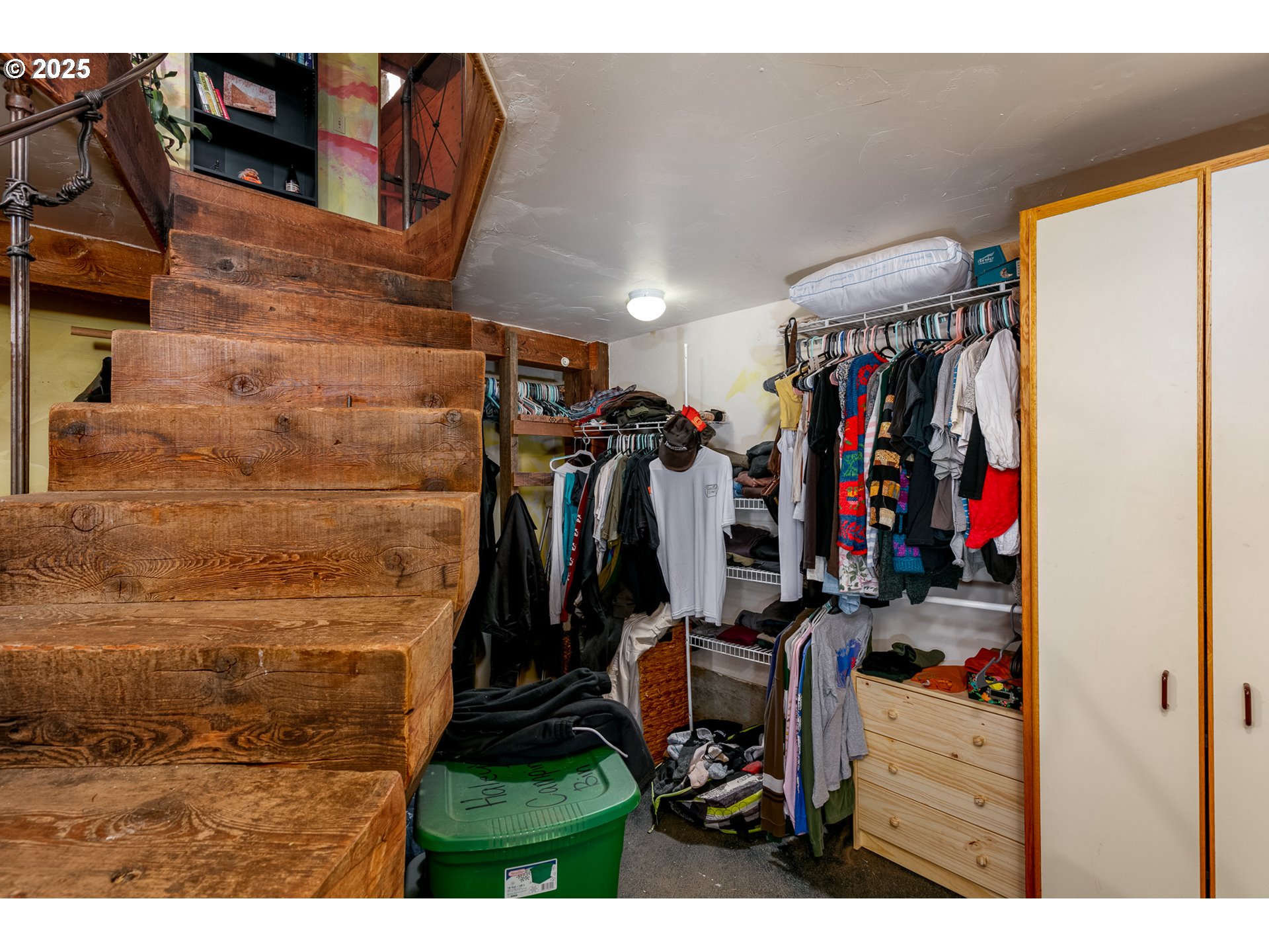13 Southwest Arnett Road White Salmon, WA 98672 - Photo 9 of 25 a view of walk in closet with clothes