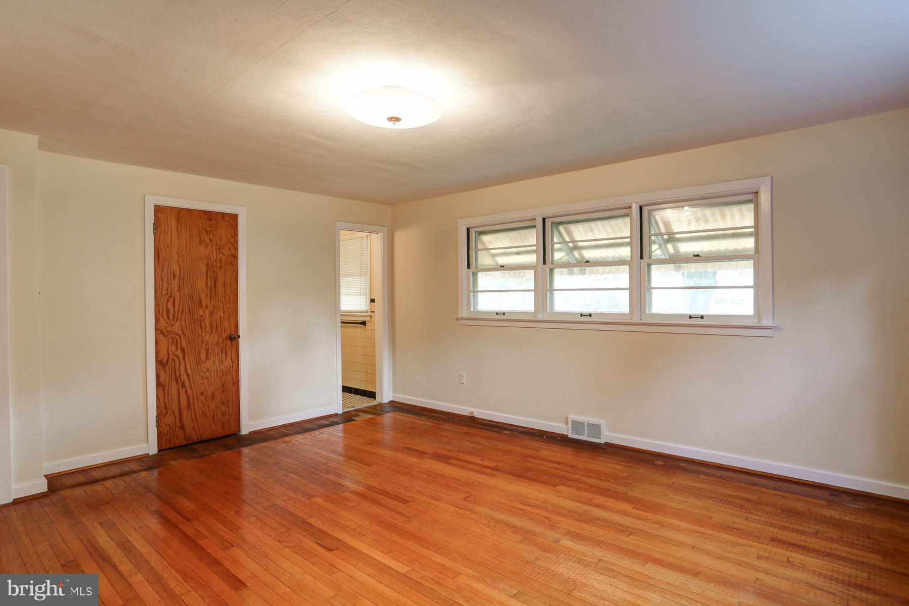 573 Devon Road Camp Hill, PA 17011 - Photo 22 of 28 Gallery Image 22