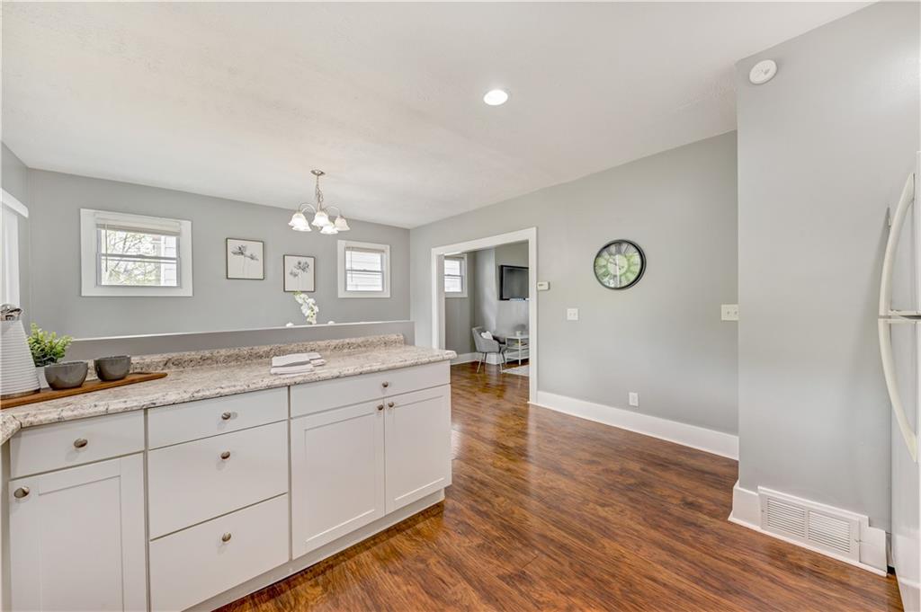 1434 Ridge Avenue Coraopolis, PA 15108 - Photo 13 of 25 Gallery Image 13