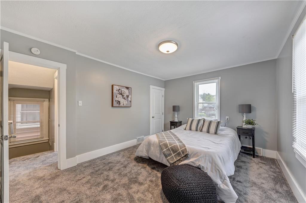 1434 Ridge Avenue Coraopolis, PA 15108 - Photo 15 of 25 Gallery Image 15